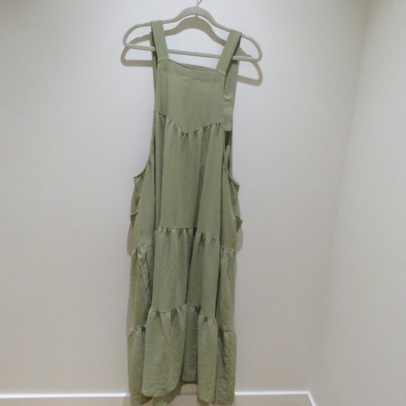 ODDI LOS ANGELES Everlee Apron Pinafore Tiered Maxi Dress in Sage Green 2XL NWT - Picture 9 of 15